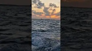 Sunset #sunsetvibe #vibing #trend #shorts #beach#islands #maldives #seajourney#happy #tvk #timelapse