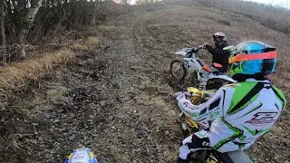 Husqvarna Fe 350 Akrapovic vs Suzuki Rmz 250 - Enduro