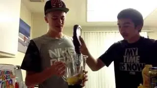 SMOOTHIE CHALLENGE GONE WRONG!!!!!
