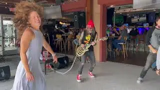 Radioblast Green Day's Basket Case Live