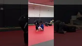 OPEN GUARD SWEEP! #jiujitsu #brazilianjiujitsu #bjj