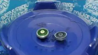 Beyblade Fang Leone 130WD vs Basalt Horogium 145WD        - YouTube.flv
