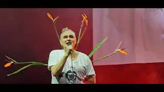 MORRISSEY LIVE IN FRANKFURT - There Is A Light That Never Goes Out