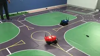 Collaborative Navigation of Roundabout with Reinforcement Learning