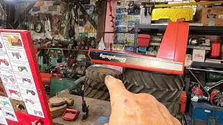 The 1964 Hydro Simplicity Landlord a.k.a. Triple X Donates Tires
