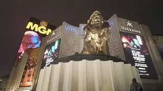 IT WAS A GHOST TOWN ON THE STRIP  FOR NEW YEARS EVE IN LAS VEGAS,NV