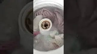 Por qu&eacute; mi lavadora Whirlpool americana tira agua con aceite y dej&oacute; de exprimir