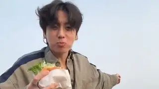 JK Food mukbang live show 🍀❤️&zwj;🔥🐰#youtube #btsarmy #jeonjungkook 
