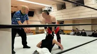 【草プロレスRAW vol 91】セミファイナル 鴉野ショウ VS シルガデタースマタローン(AZW) VS 貧弱人間華奢ーン(AZW)　25.12.27@高島平区民館