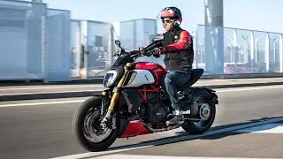 Ducati Smart Jacket with airbag system