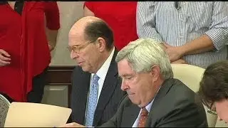 WSU President Dobelle files lawsuit