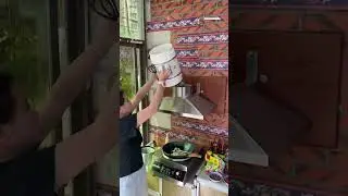 Powerful Exhaust Fan for a Smoke-Free Kitchen! 💨🔥#ExhaustFan #KitchenSolutions #SmokeFreeCooking