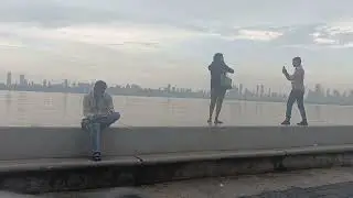 Marine drive,the queens necklace road,mumbai.