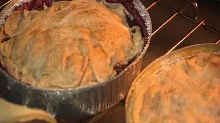 Monchita's Homemade Cobblers | Tennessee Crossroads | Episode 2912.1