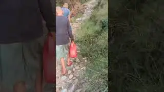 Garhwali funny video....khuti rod gi