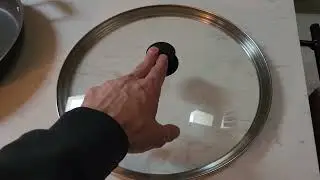 Lodge Round Tempered Glass Lid, Versatile Glass Lid for 15 Inch Skillets, Pans, and Dutch Ovens Revi