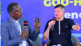Pst Rutayisire🥰na Abazungu ikibazo Umukobwa YAMUBAJIJE BIKAMUTUNGURA KUBUKWE/ESE iki nicyo twaruhiye