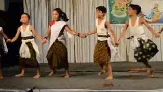 Kids Folk Dance - Harvest Song - Inn ee kochu varambin