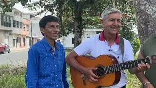 Hermanos Carrión / La mejor Canción de la paloma /  chistes buenísimos sobre la paloma 😏😱