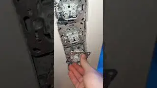 L&ouml;cher fr&auml;sen ?!😅🧑🏼&zwj;🔧⚡#elektrodaniels #elektrogott #brand #strom #handwerk #bau #spannung