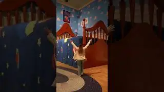 This Big house feels you so #small || #mundopixar #dwarf