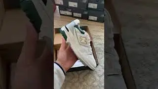 Unboxing the new 550 colours?! #shorts #sneakers #trending #nike