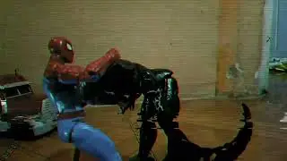 Spiderman Vs Venom stop motion 
