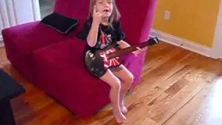 Halen playing Eruption