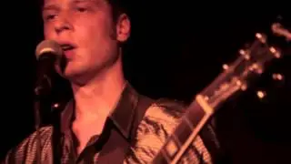 Oum Shatt - 'Tripped Up / Laid Low' live at Monarch, Berlin (Sept 26th 2013)