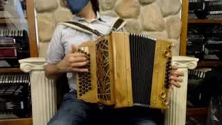 BELTALPIV36A - Eibenholz Beltuna Alpstar IV Diatonic Button Accordion ADGC MMM 46 16 $5499