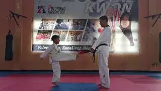 RANIERI AZIZOU PUTRA AL FATIH_INDONESIA POTORONO TAEKWONDO CLUB_KIDS MALE_SPEED KICKING
