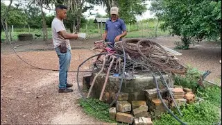 O cliente queria que eu levasse arame farpado. ￼