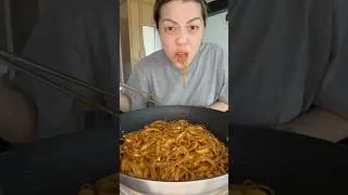 Make Asian style garlic noodles using Italian pasta part 2 of 2