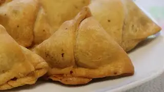 बिल्कुल हलवाई जैसा समोसा ऐसे बनाएं (Pure and authentic Samosa Recipe )
