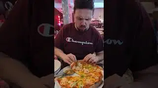 Trying Pizza Punks new spicy prawn special: THE PRAWNSTAR MARTINI 🦐🍸