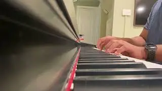 First time playing the piano since I was kid - Saint James Infirmary Blues - Week 1