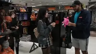 Emiru Met A Stream Sniper