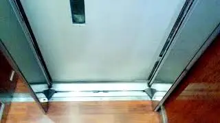 Ασανσέρ σε ιατρικά γραφεία στον Πειραιά