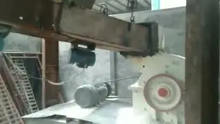 5-150t/h Low Cost Small Hammer Crusher Hammer Mill Stone Crusher