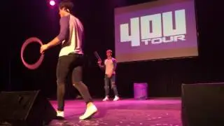 Merch Canon - Dolan Twins (4OU Tour, Montreal, September 11th 2016)