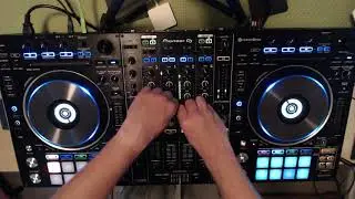 010: Funky Glitch Hop Mix