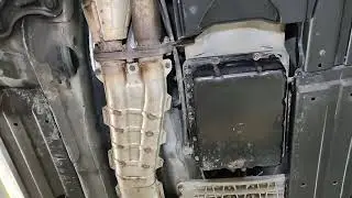 2003 Lexus IS 200 LE 4 DR SALOON AUTO PART 1 UNDERSIDE VIDEO