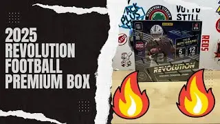 Премиум-коробка Revolution Football 2025 года &mdash; ПК с авто и множеством карточек!