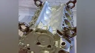 Mercedes Benz V8 Motortisch