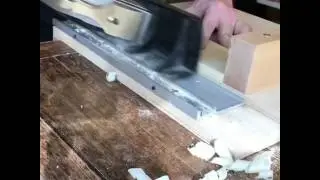 Lie Nielsen no 51 shooting plane and shooting board is action