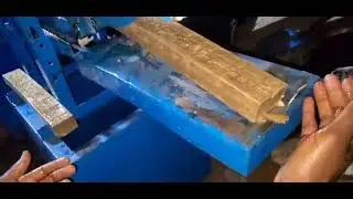 It's automatic soap making machine with automatic cutter 