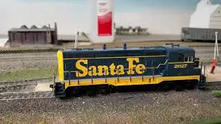 Athearn CF7 with Loksound select Demo