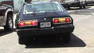 Mustang II 1976 hatchback.mp4