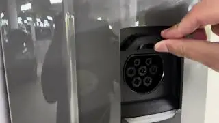 Brandneue AC-Ladestationen in der Tiefgarage Forum Duisburg