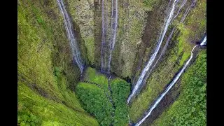 Waimanu Valley Drone / Big Island